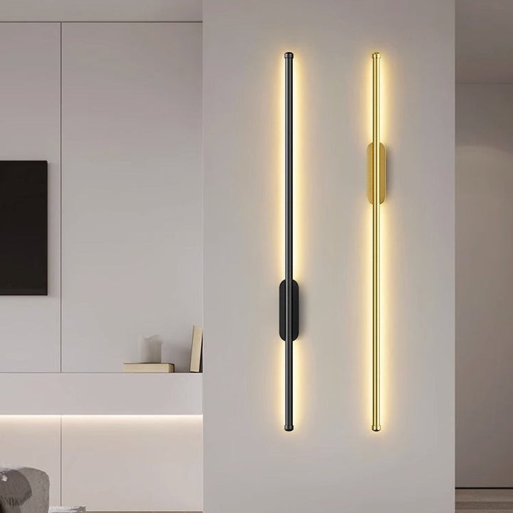 Czarny, minimalistyczny kinkiet LED ścienny. Długi design z ciepłym, ściemnianym światłem. Nowoczesna lampa do biura.