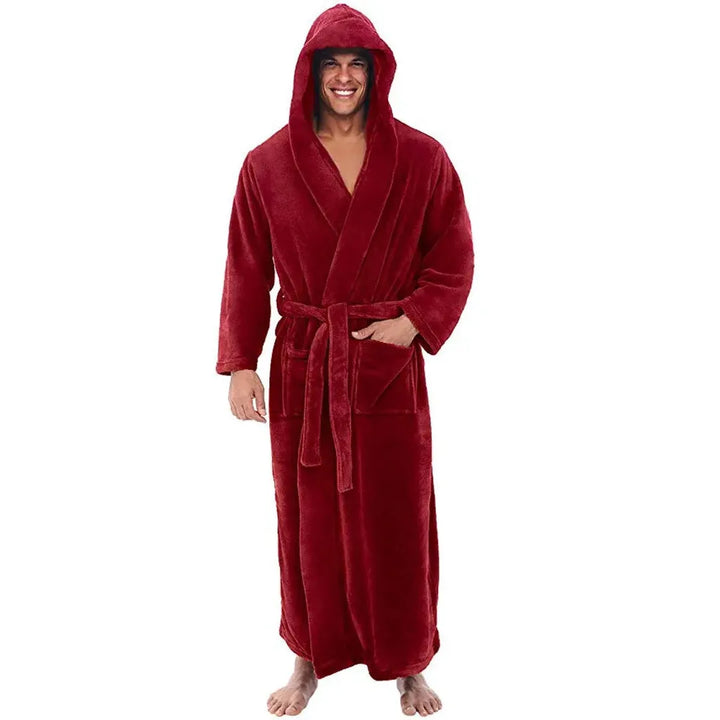 Długi męski szlafrok z kapturem. Komfortowa odzież domowa i loungewear dla relaksu. Idealny szlafrok męski.
