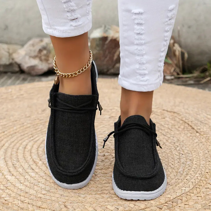 Damskie letnie buty slip-on z elastyczną cholewką, ujęcie pod kątem