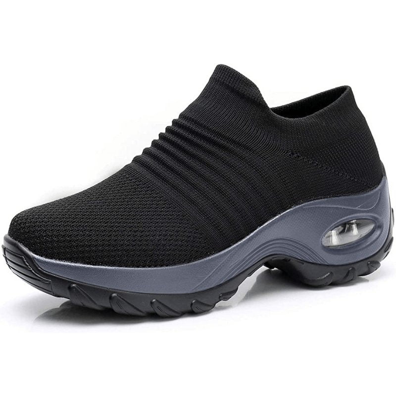 Damskie czarne sneakersy slip-on z grubą, amortyzującą podeszwą