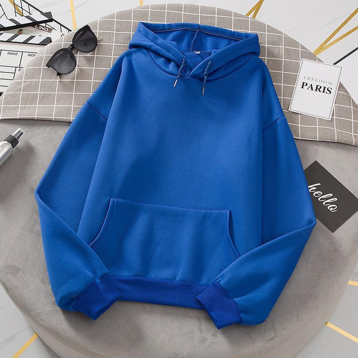 Klasyczna damska bluza nierozpinana z kapturem. Jednokolorowa, wygodna i stylowa, must-have.