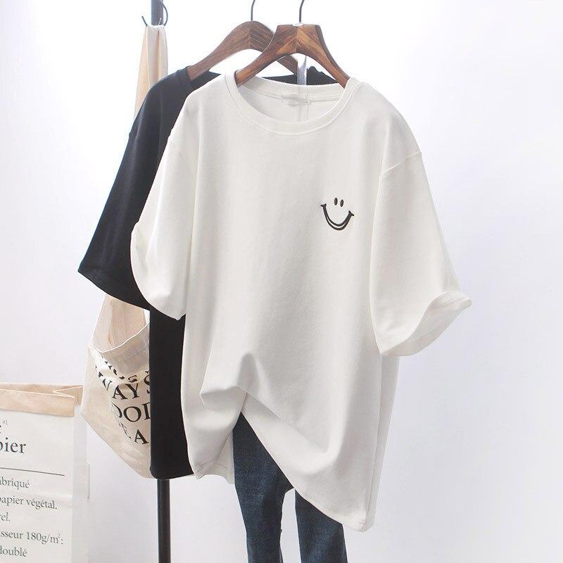 Damska koszulka oversize z uśmiechniętym nadrukiem buźki. Luźny, komfortowy t-shirt idealny na co dzień.