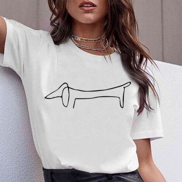 Modny t-shirt damski z nadrukiem psa jamnika. Stylowa, bawełniana koszulka, komfortowa do codziennych stylizacji.