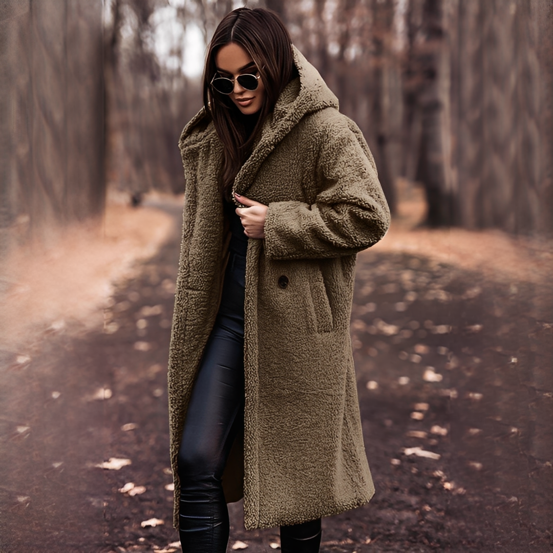 Modna damska kurtka zimowa, wysokiej jakości okrycie wierzchnie, gwarantuje ciepło i wygodę.