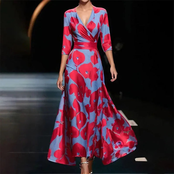 Damska sukienka maxi w kwiatowy wzór, elegancka i stylowa na wiosnę.