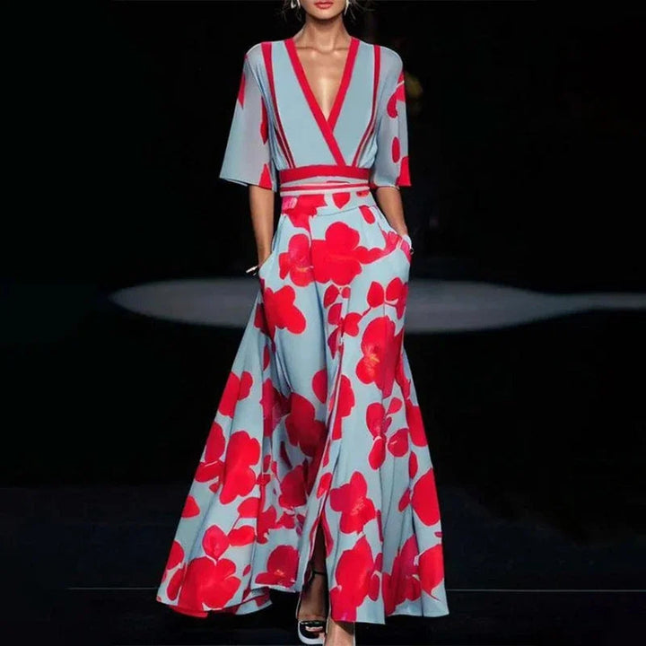 Letnia sukienka maxi w kwiaty, łącząca elegancję z wygodą noszenia.