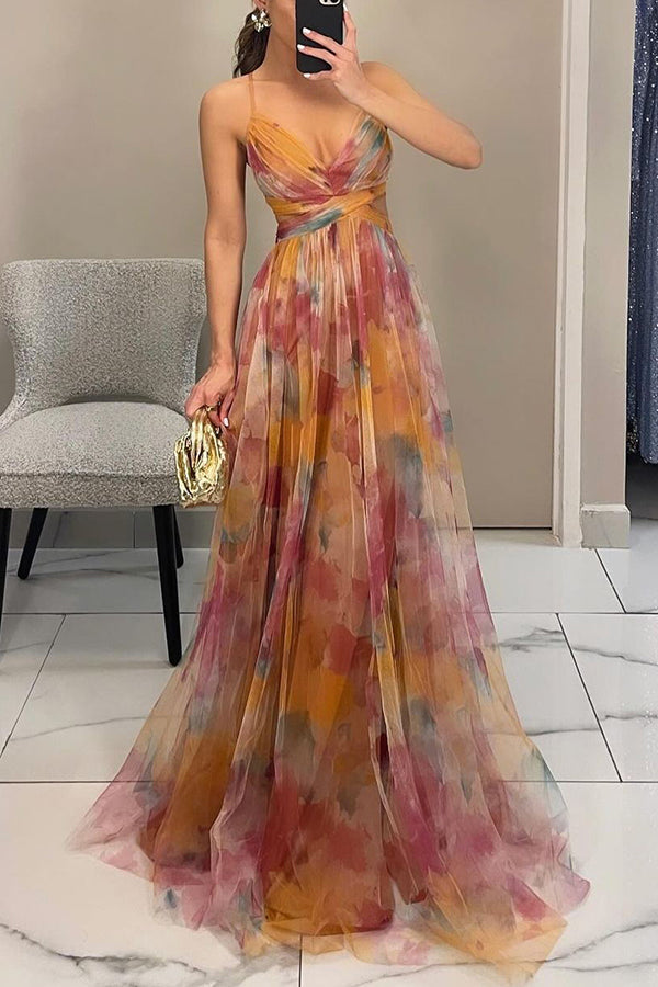 Modna sukienka maxi w kwiaty. Drapowana, idealna jako sukienka codzienna lub na lato.
