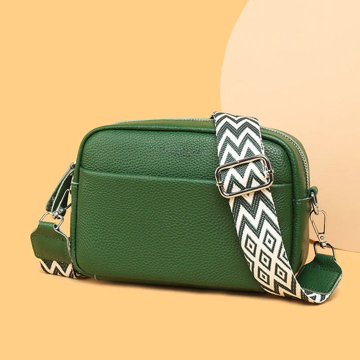Wygodna damska torba crossbody z długim paskiem. Trwała, wykonana ze skóry ekologicznej, idealna dla aktywnych.