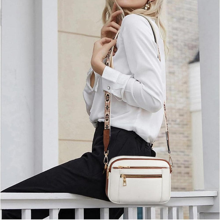 Stylowa torebka wegańska, na ramię lub cross-body, uniwersalna do wielu stylizacji.