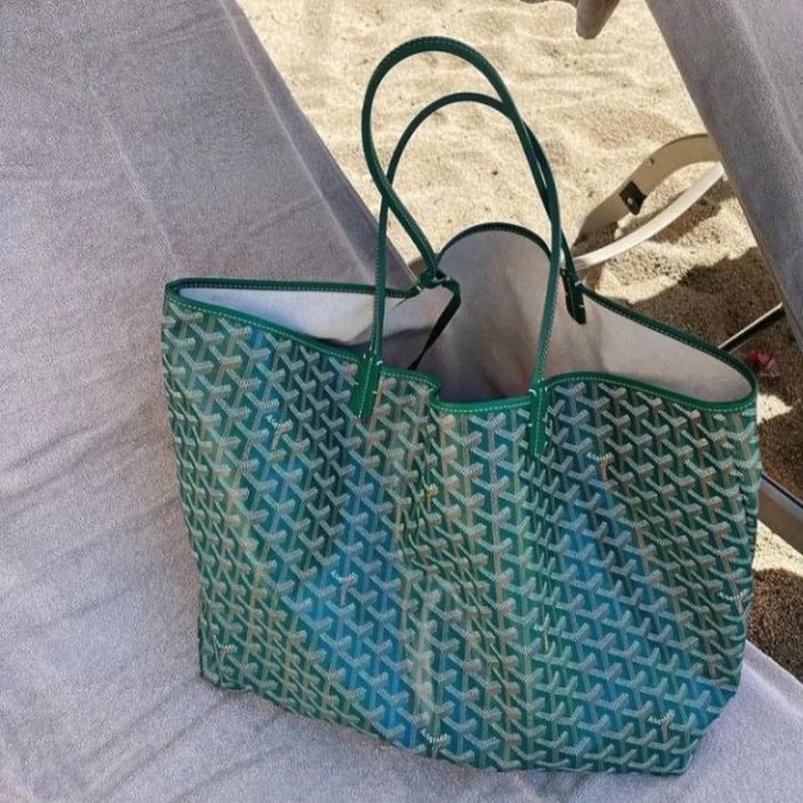 Torebka damska z artystycznym, drukowanym wzorem na ramię. Elegancki i funkcjonalny dodatek do stylizacji.
