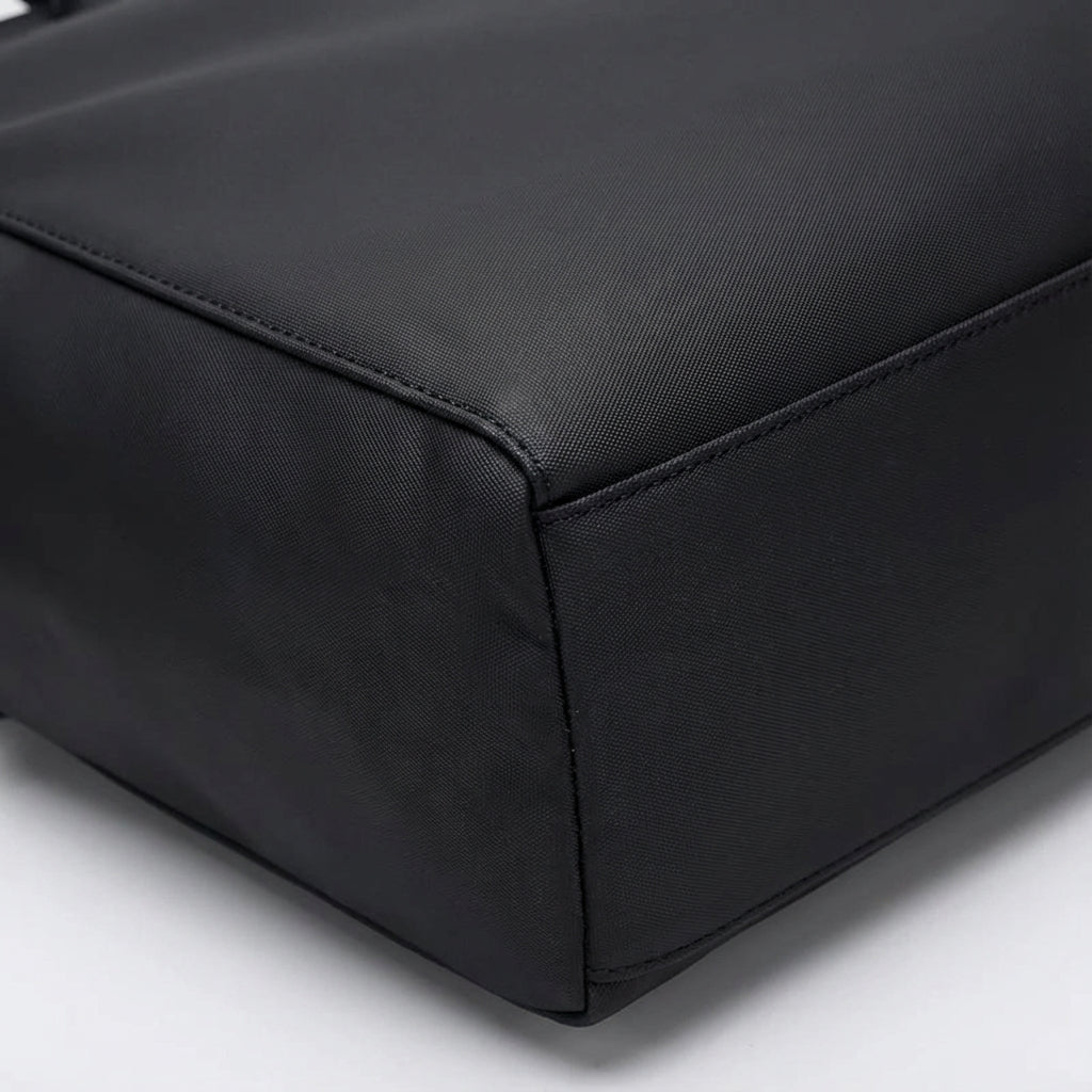 Elegancka torba biznesowa DryCarrier, wodoodporna i praktyczna na laptopa. Idealna do biura i podróży.