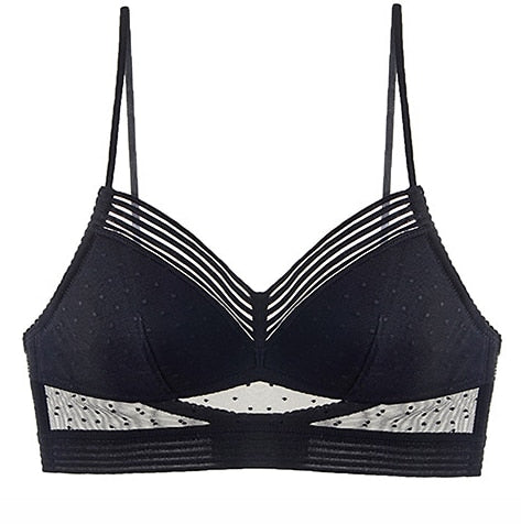Damski bralette z regulowanymi ramiączkami, odkrytymi plecami. Komfortowy biustonosz, idealny do modnych stylizacji.