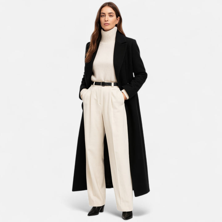 Damski czarny płaszcz maxi. Elegancki długi płaszcz zimowy na guziki, idealny na każdą okazję.