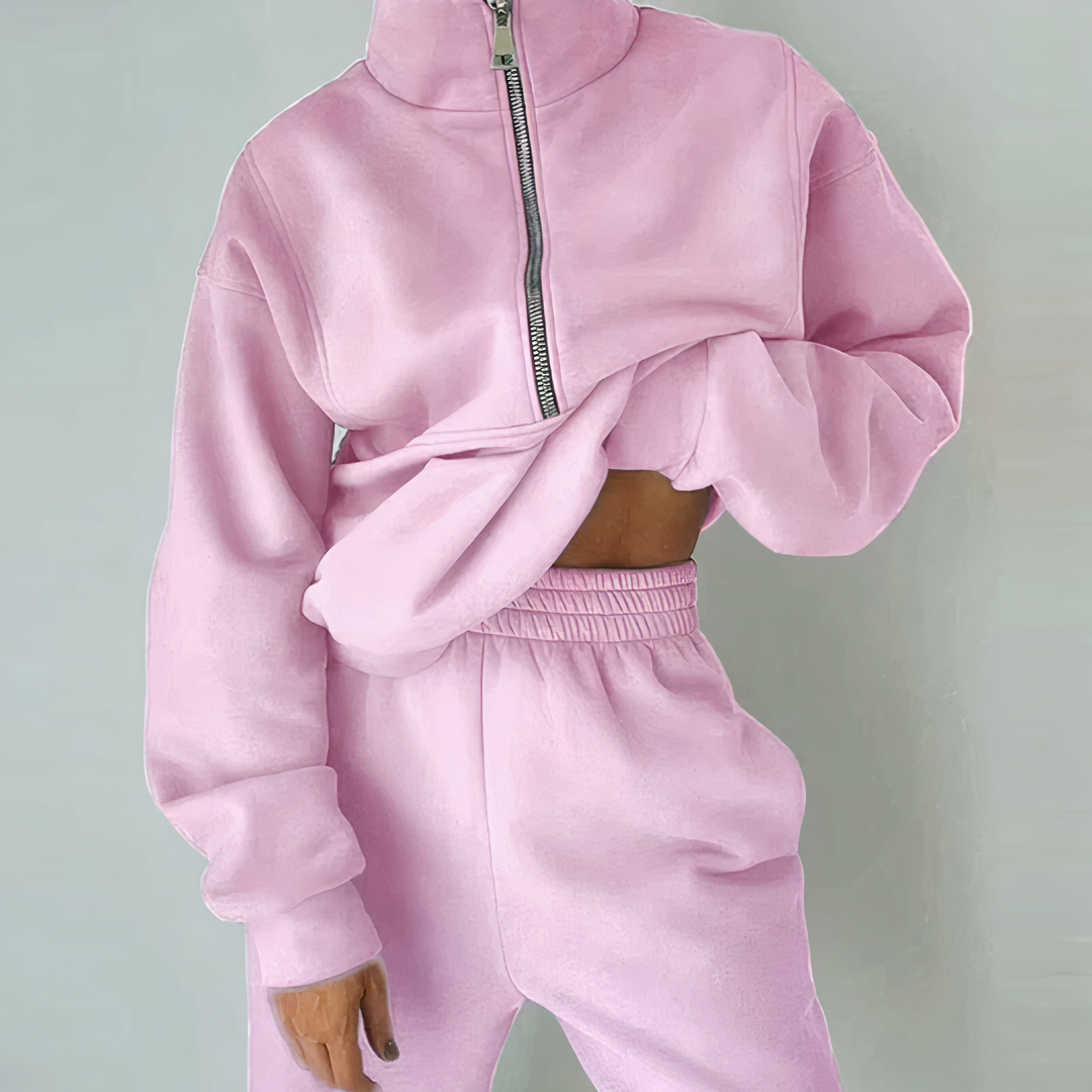 Elegancki dres damski Ewa na jesień. Bluza half-zip i wygodne joggery damskie. Idealny komplet na co dzień.