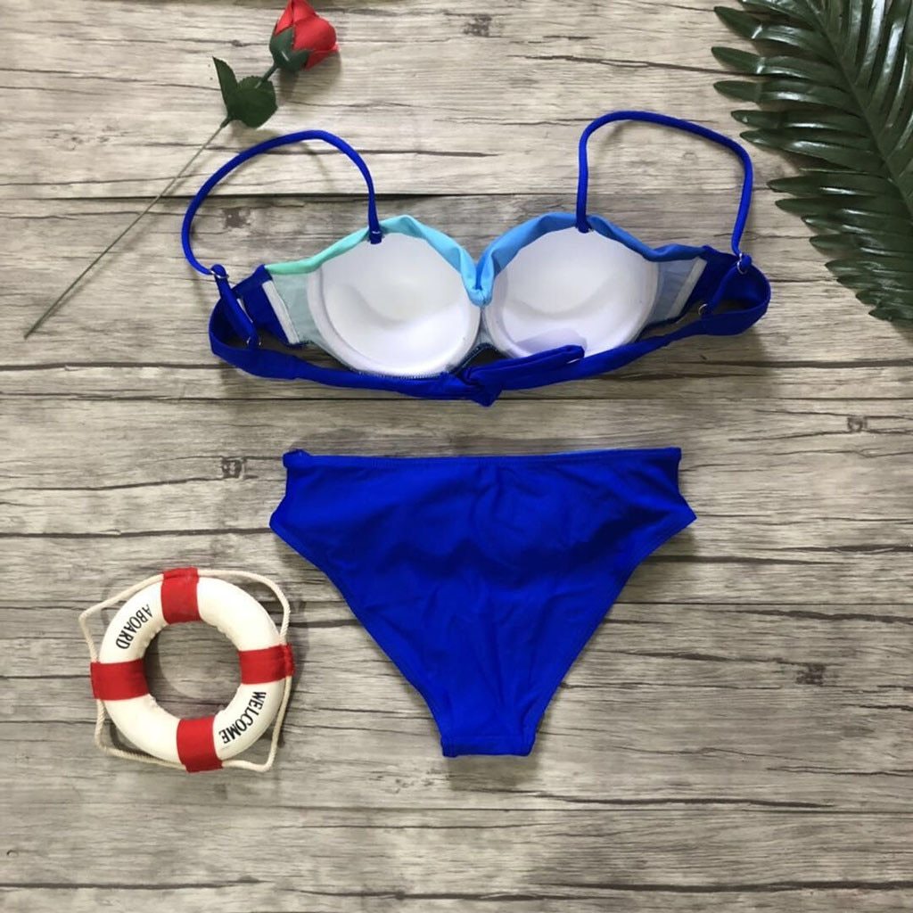 Elegancki strój bikini dla kobiet, dwuczęściowy, podkreślający figurę, na modne lato.
