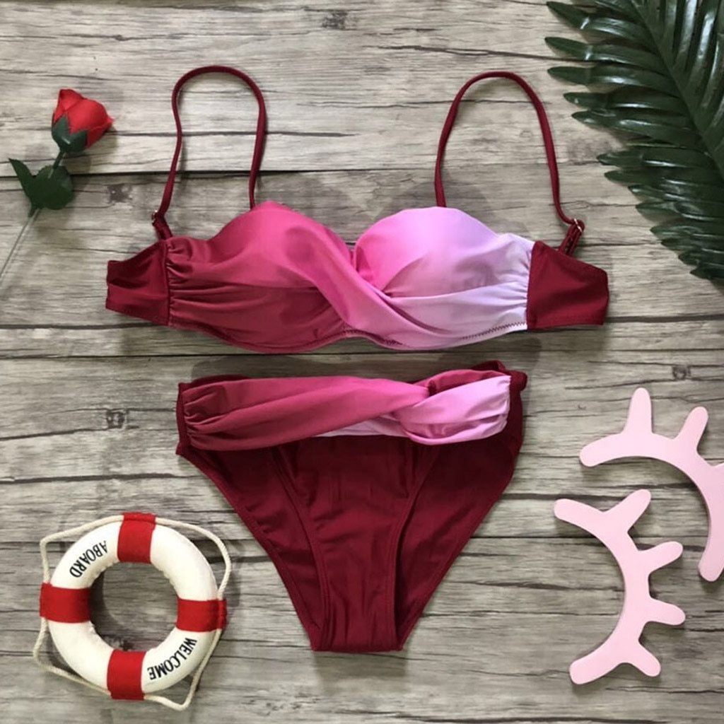 Stylowe bikini z panterką, dwuczęściowy damski strój kąpielowy, na upalne lato.