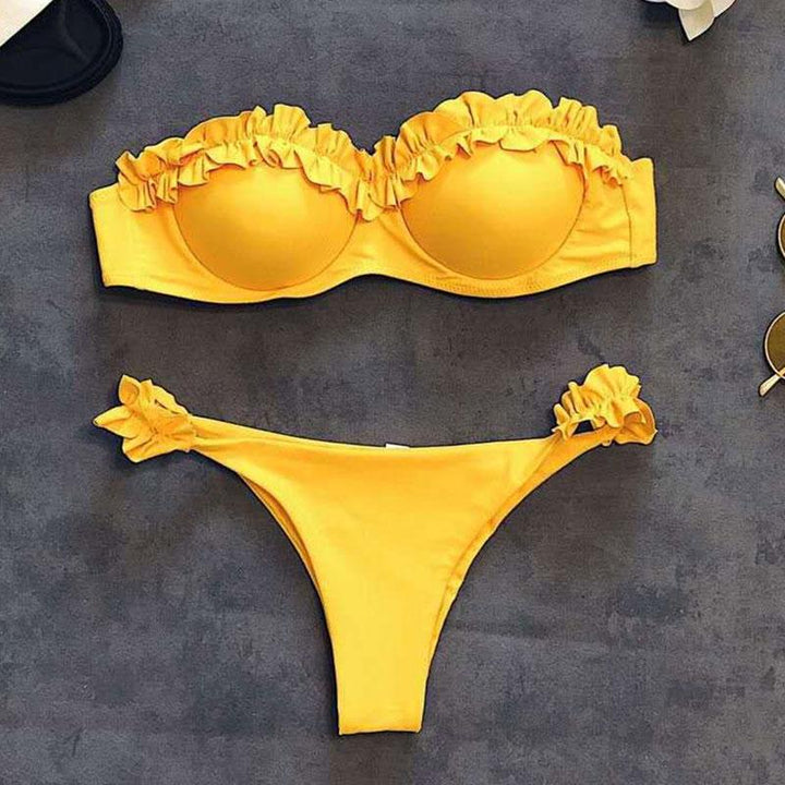 Kompletne damskie bikini z falbankami, dwuczęściowy strój kąpielowy, idealny na plażę i słońce.
