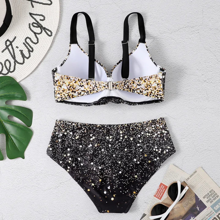 Stylowe damskie bikini z usztywnianym biustem, moda plażowa na lato, eleganckie i komfortowe.