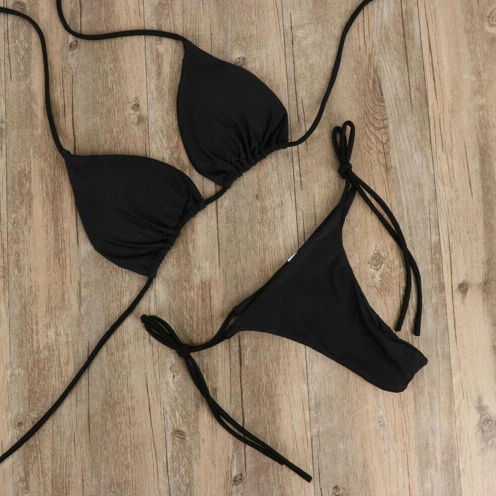 Dwuczęściowe bikini damskie: top i mikro majtki, stylowy strój kąpielowy na słoneczne lato.