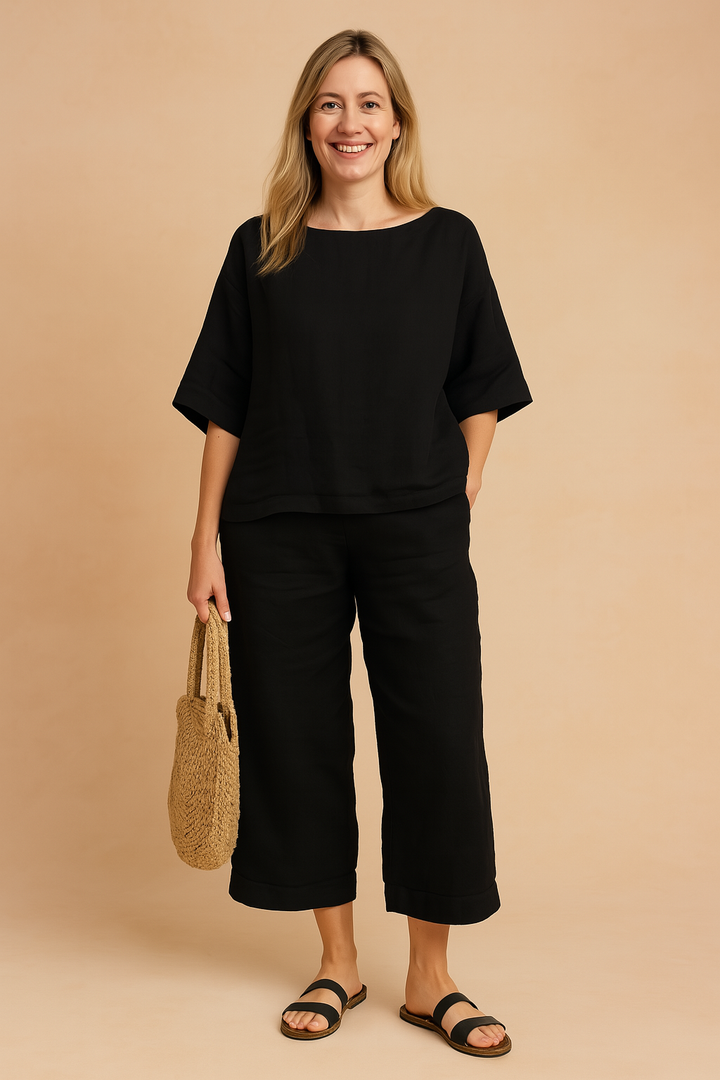 Komfortowy dwuczęściowy damski zestaw oversize. Idealny na lato, casualowy styl i swobodny look.