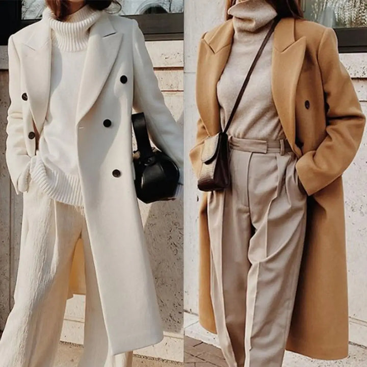 Damski klasyczny płaszcz dwurzędowy typu trencz, idealny na jesień i wiosnę. Eleganckie okrycie wierzchnie w kolorze khaki.