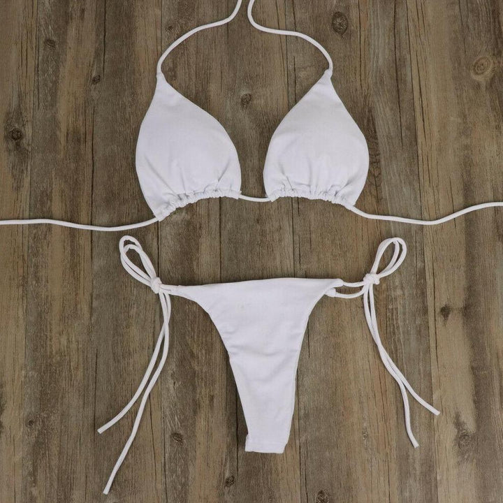 Stylowe damskie bikini dwuczęściowe, klasyczne, komfortowy strój kąpielowy na plażę.