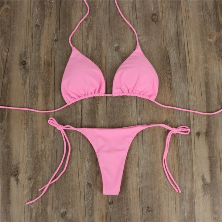 Klasyczne dwuczęściowe bikini damskie, strój kąpielowy z poliestru, modne na plażę.