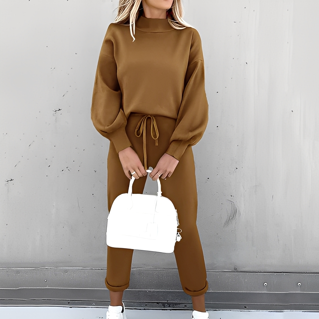 Miękki damski komplet dwuczęściowy dla wygody. Idealny homewear do noszenia na co dzień.