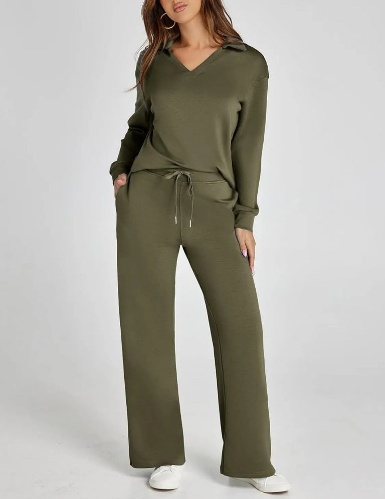 Zestaw loungewear: damska bluza zip-up i luźne szerokie spodnie. Maksimum wygody.