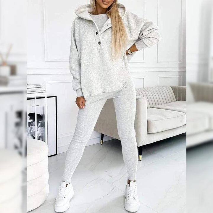 Uniwersalny dres damski z fleecem bawełnianym: ciepła bluza i wygodne legginsy. Strój sportowy.