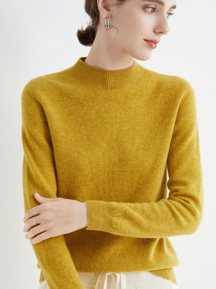 Modny luźny sweter damski, idealny na chłodne dni. Elegancki i wygodny, must-have na jesień/zimę.