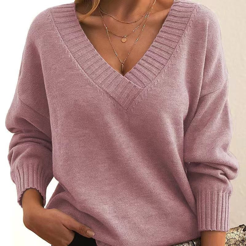Damski luźny sweter Mollie, beżowy, idealny na jesień i zimę. Wygodny i modny styl casualowy.