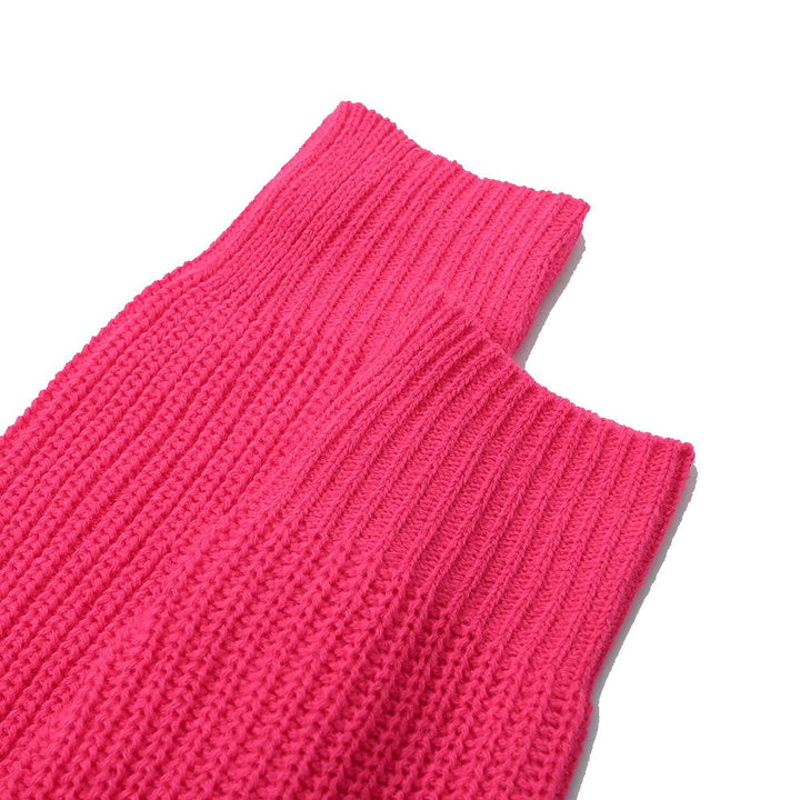 Damski ciepły sweter z golfem. Neonowy, modny, luźny krój z dzianiny. Idealny na jesień i zimę.