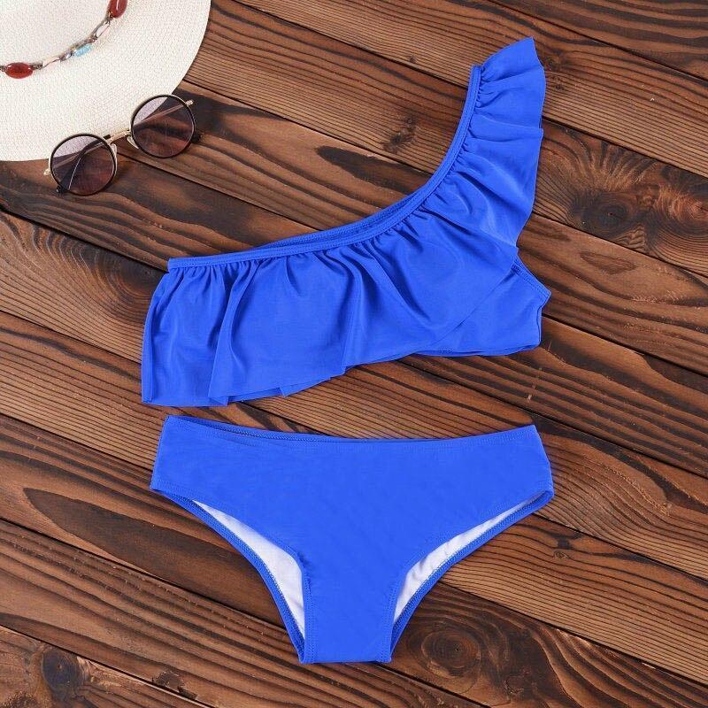 Dwuczęściowe bikini damskie asymetryczne z falbanką, elegancki strój kąpielowy idealny na plażę i słońce.