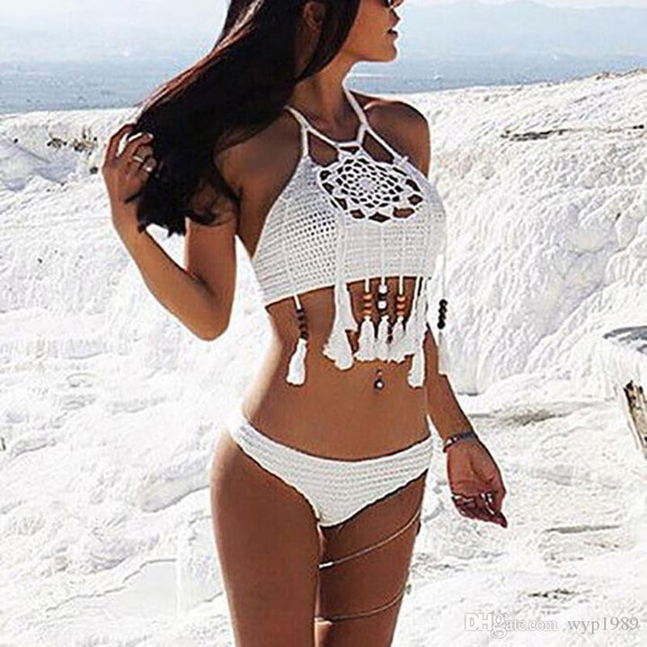 Damski strój kąpielowy bikini szydełkowy boho, idealny na lato i plażę. Modny dwuczęściowy komplet.