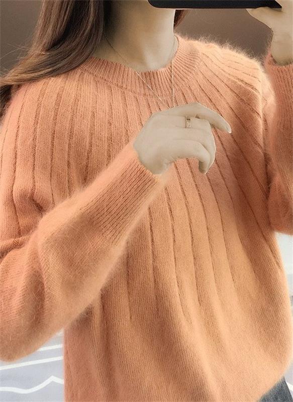 Ponadczasowy, stylowy sweter damski Harper. Elegancki i komfortowy, idealny do zimowej mody damskiej.
