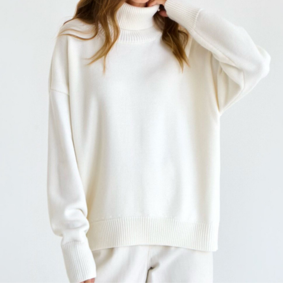 Komfortowy sweter damski z golfem, casualowy styl, idealny na co dzień i weekend.