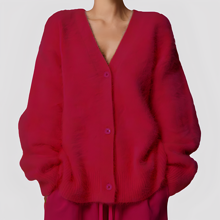 Elegancki sweter damski oversize. Miękki i komfortowy na jesienne i zimowe wieczory.