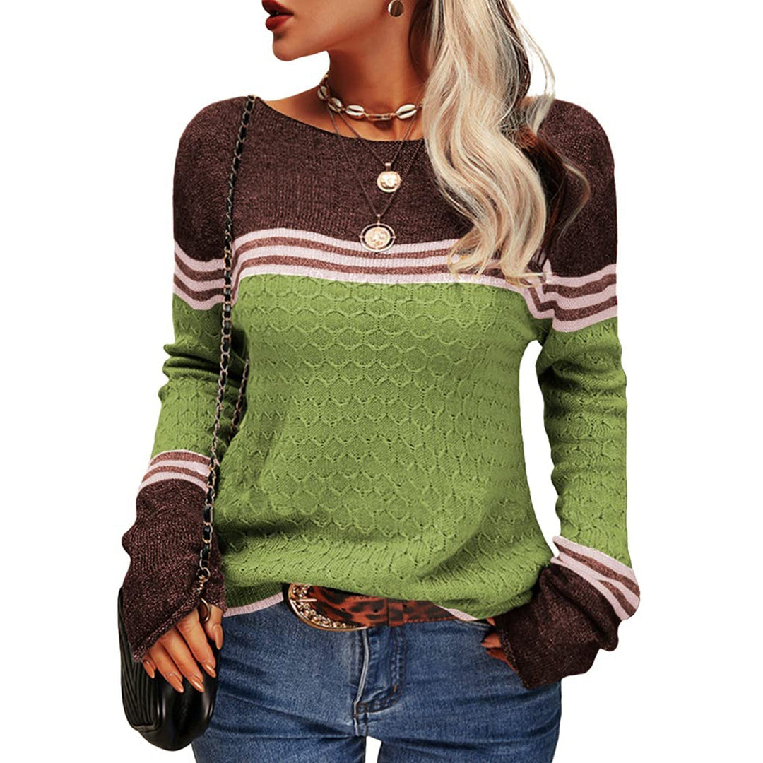 Damski sweter w paski, modny i uniwersalny na jesień oraz zimę, casualowy styl.