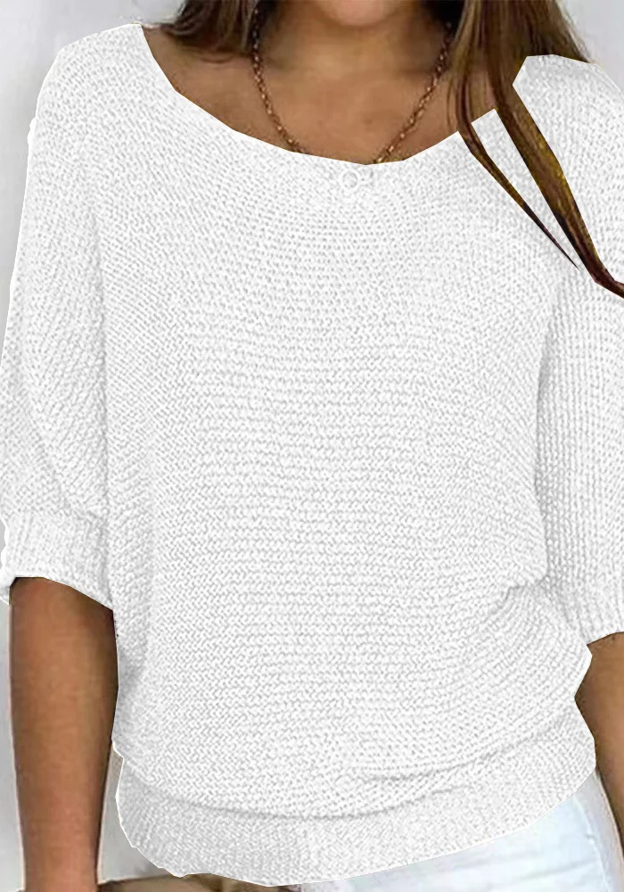 Elegancki sweter damski z dekoltem łódką, rękaw do łokcia. Modna odzież na wiosnę i jesień.