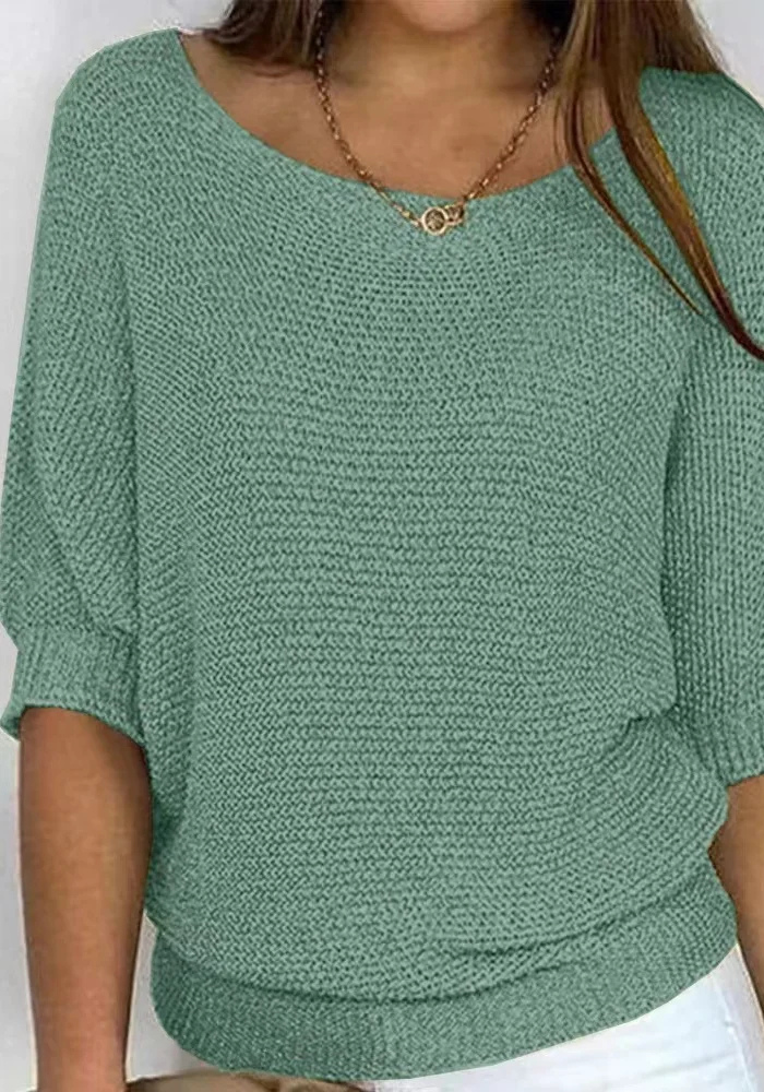 Sweter damski z dekoltem łódką i rękawem do łokcia. Komfortowy, casualowy look na każdą okazję.