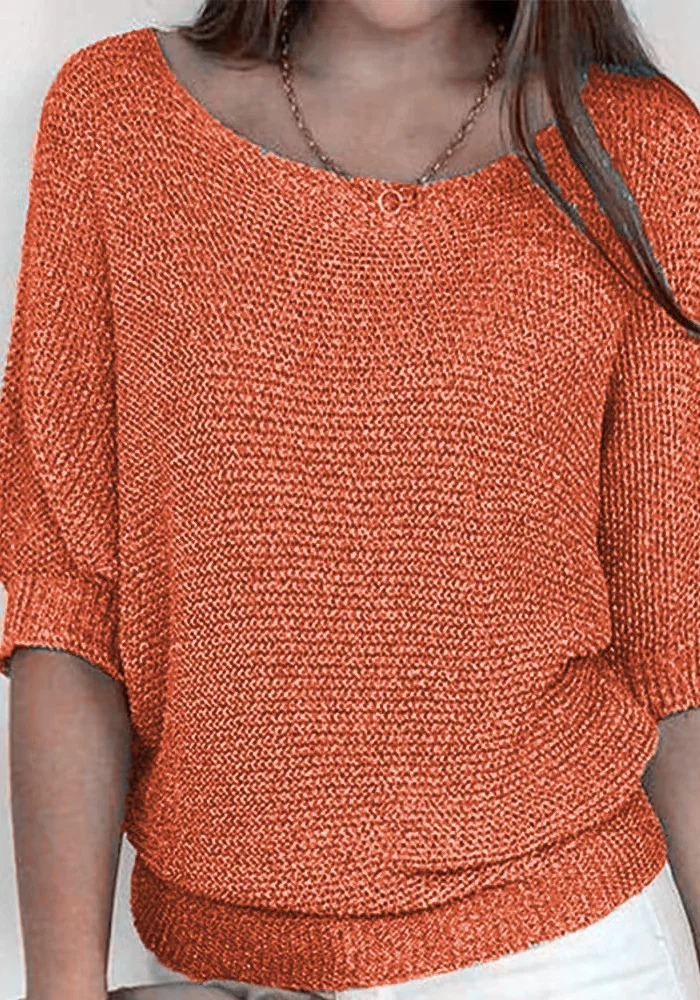 Casualowy sweter damski, dekolt łódka, rękaw do łokcia. Wygodny i elegancki, idealny na chłodniejsze dni.