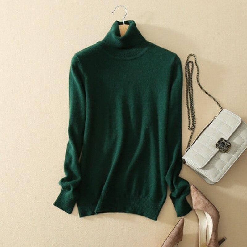 Damski sweter golf, modny fason, z dzianiny. Idealny na jesień i zimę, komfortowy i casualowy.