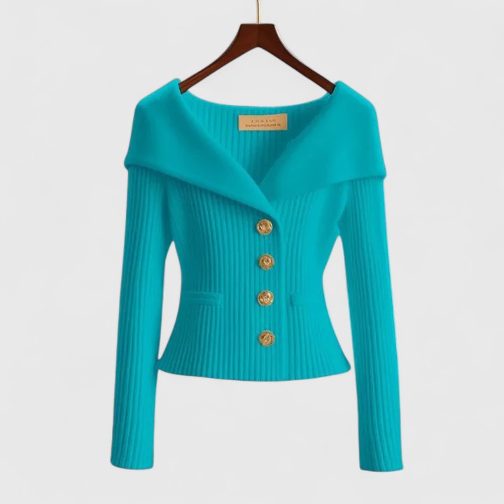 Stylowy sweter z odkrytymi ramionami, podkreślający sylwetkę, idealny na randkę.