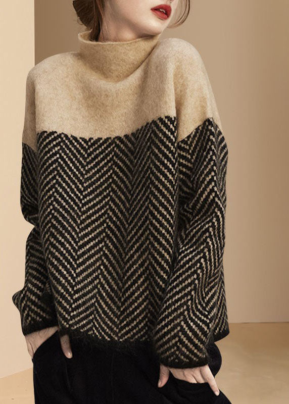 Damski sweter zimowy golf patchworkowy, ciepły i stylowy. Idealny na jesień i zimę.