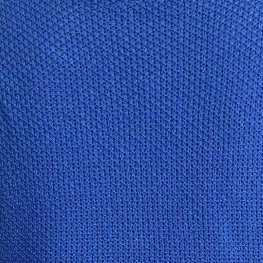 Elegancki sweter damski Zosia, modny na zimę. Idealna odzież, która łączy styl i komfort noszenia.