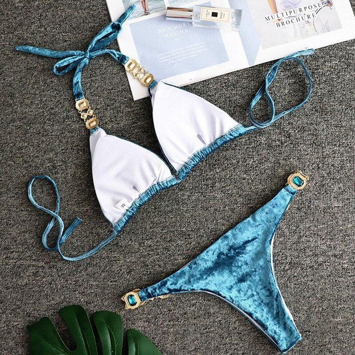 Eleganckie damskie bikini welurowe z subtelnymi kryształkami, idealne na plażę i upalne lato, modny krój.
