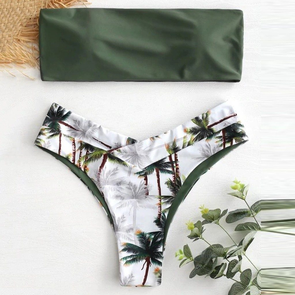 Damskie bikini bandeau z brazylianami. Dwuczęściowy strój kąpielowy idealny na plażę i lato. Modny fason.