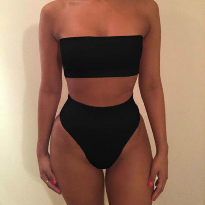 Damskie bikini bandeau z wysokim stanem. Dwuczęściowy strój kąpielowy na plażę, komfortowy i modny na lato.