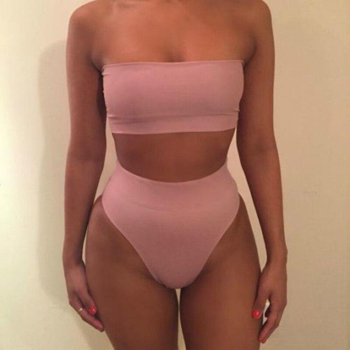 Komfortowy strój kąpielowy bandeau. Dwuczęściowe bikini damskie z wysokim stanem, doskonałe na plażę.